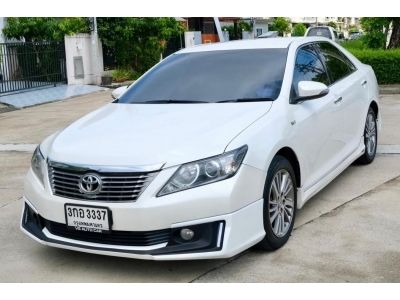 Toyota Camry Extremo 2.0G เครื่องยนต์: เบนซิน  เกียร์: ออโต้  ปี: 2014 สี: ขาว